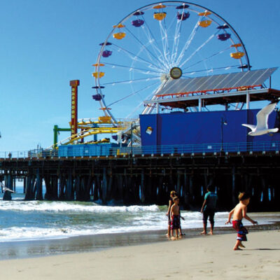 4 Must-Try Beach Activities for the Whole Family