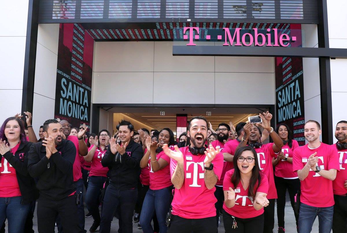 T-Mobile 3rd Street Promenade Night Party