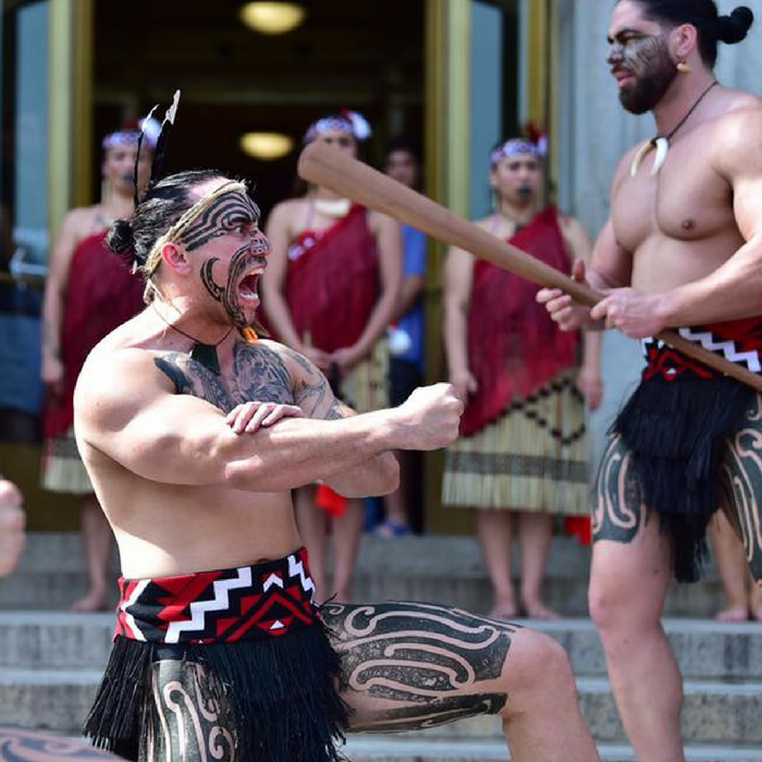 Poi on the Pier: Kapa Haka from across the Pacific
