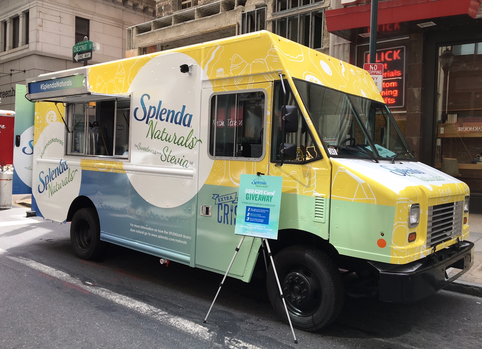 Extra Crispy and SPLENDA® Naturals Food Truck Offering FREE ICED COFFEE* at Third Street Promenade