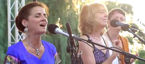 Evening Kirtan (Yoga Chant) with Ragani ~ Featuring Dave Allen (percussion) & Rick Franz (guitar)