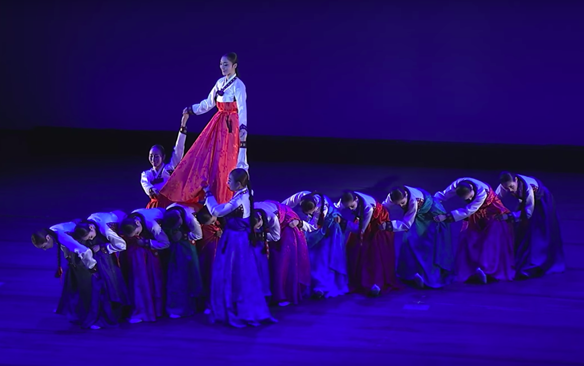 Ganggangsullae Round Dance with DaEun Jung