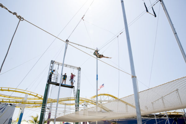 Flying trapeze class at Trapeze School New York: Los Angeles