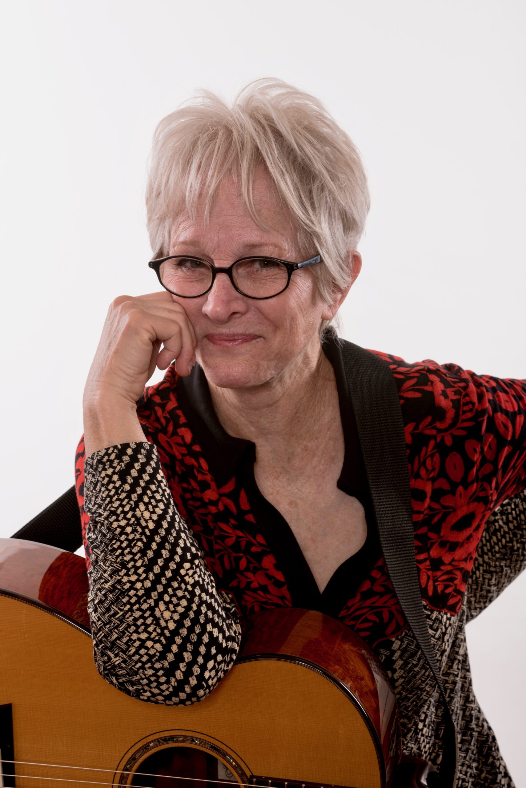 Tracy Newman opens for Tongue-in-Creek at McCabe's