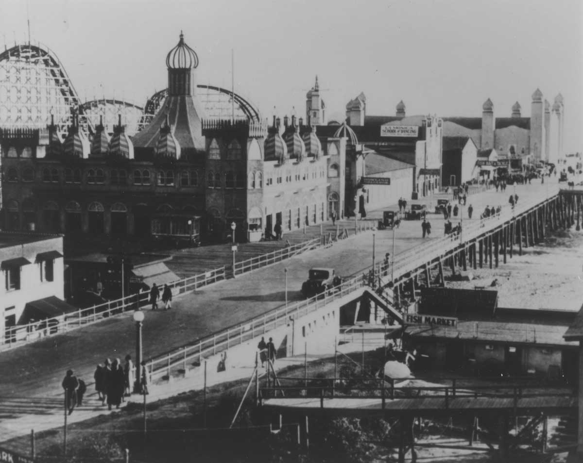 Discover the History: The Santa Monica Pier