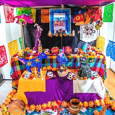 Arts Learning Lab @ Home: Paulina Sahagun | Making Ofrendas