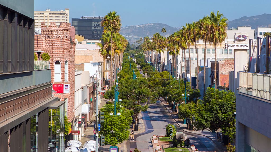 3rd street promenade stores