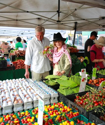 accessible farmers market