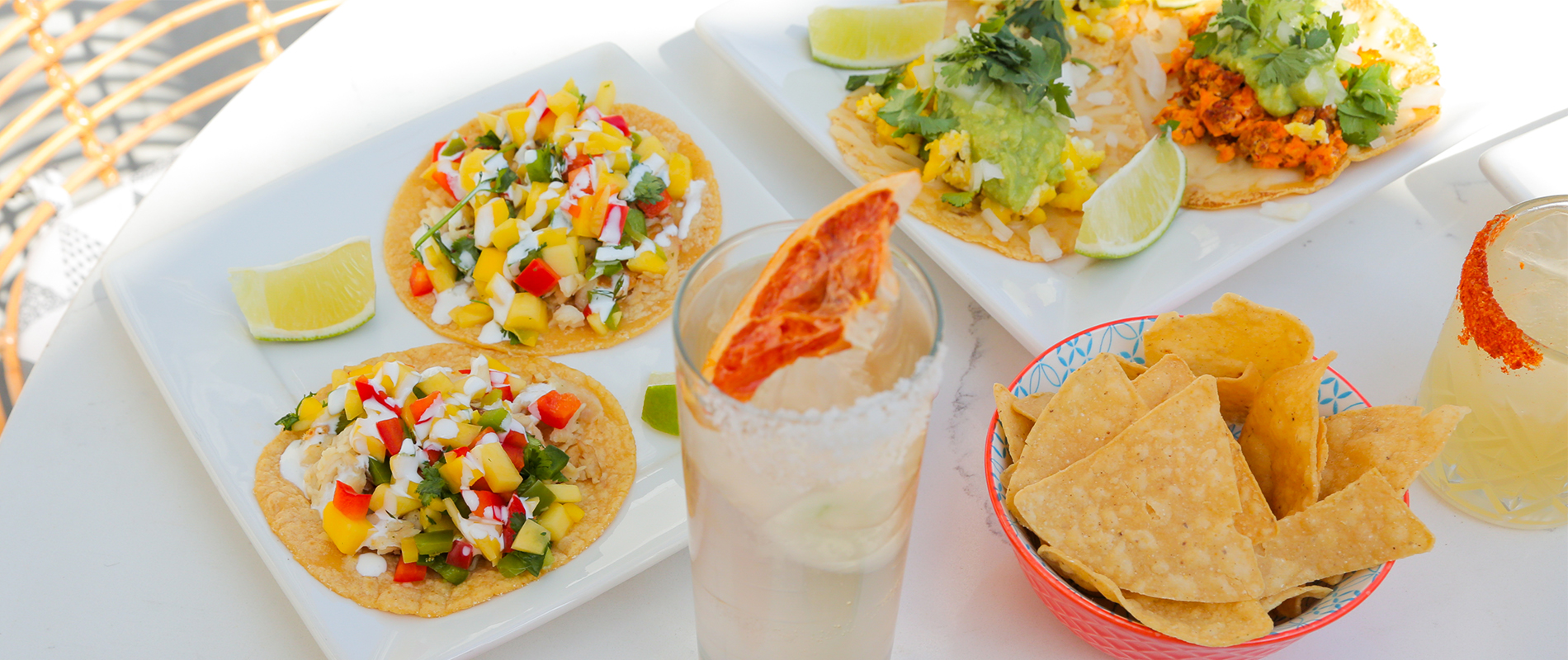 Tacos and drinks at Lanea