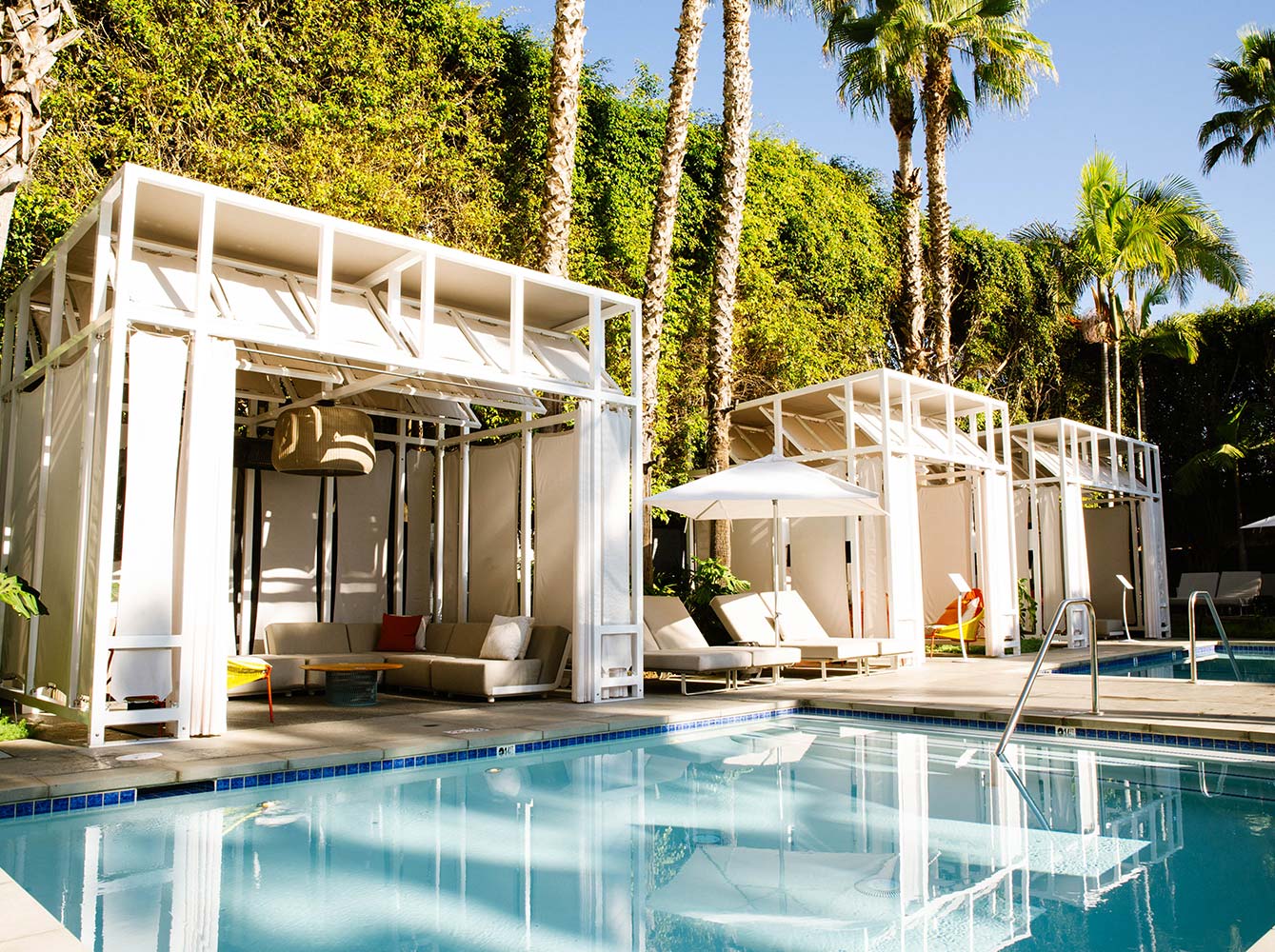 Hotels With Pools, Pool Cabanas