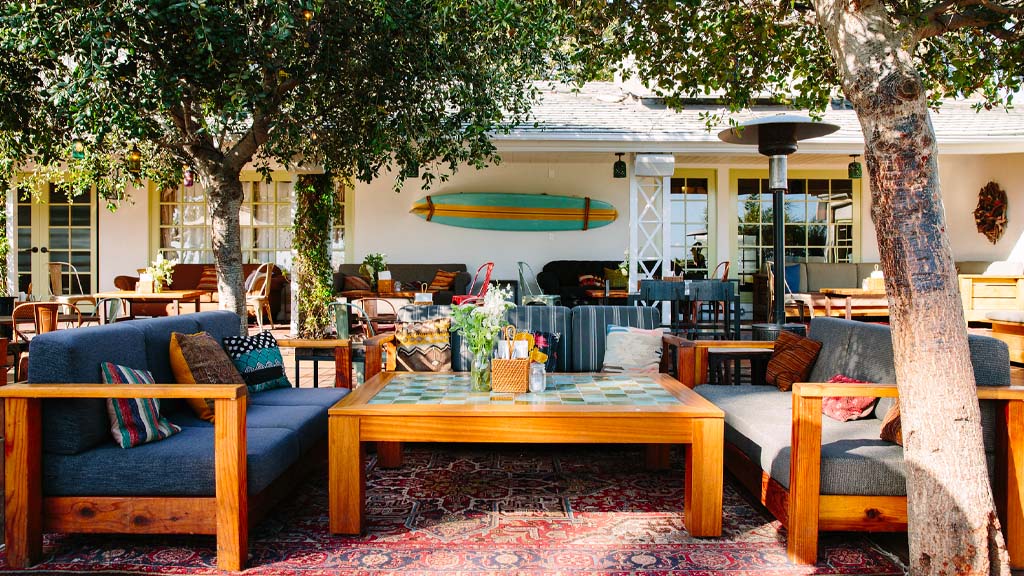 santa monica bar