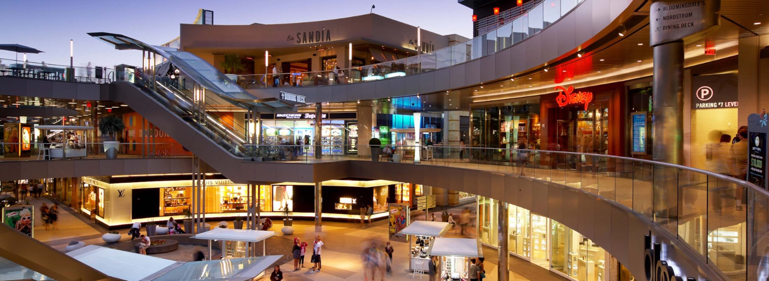 Santa Monica Luxury Shopping