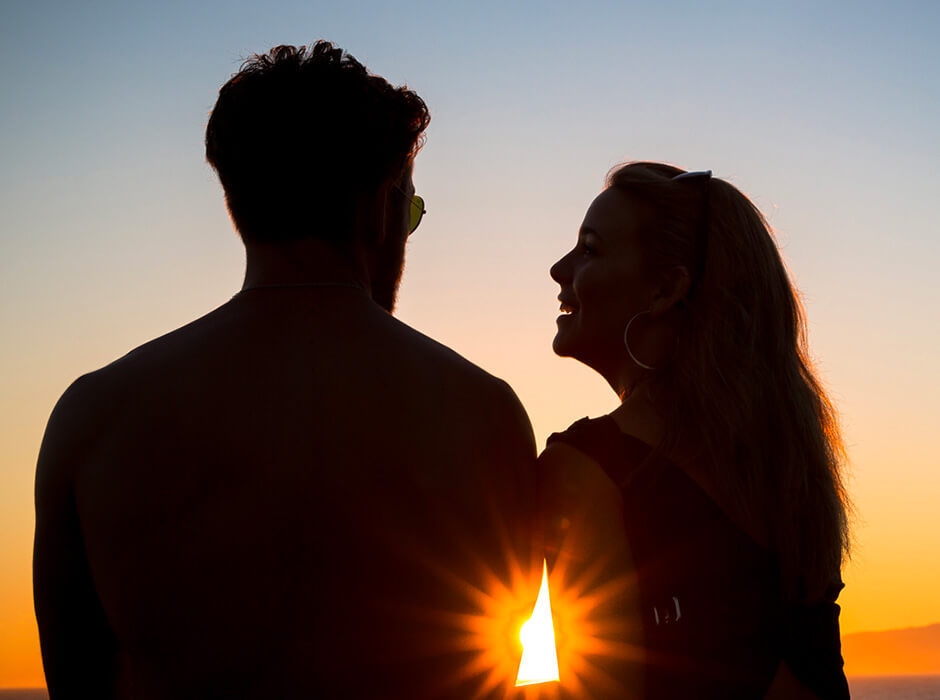 The Sun on X: This week our daring couple go on a date with a difference –  blindfolded   / X
