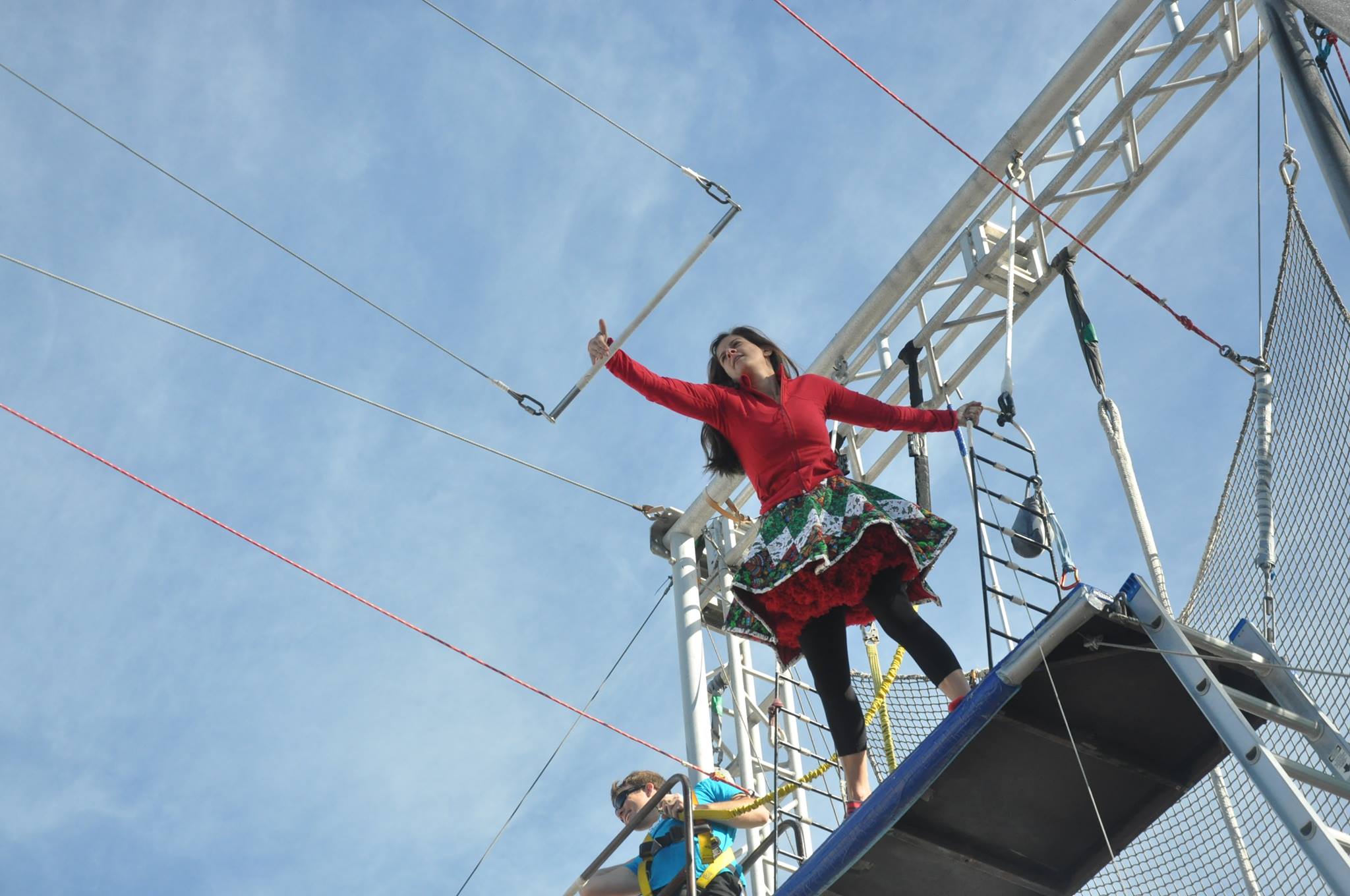 Free Holiday Aerial and Trapeze Show