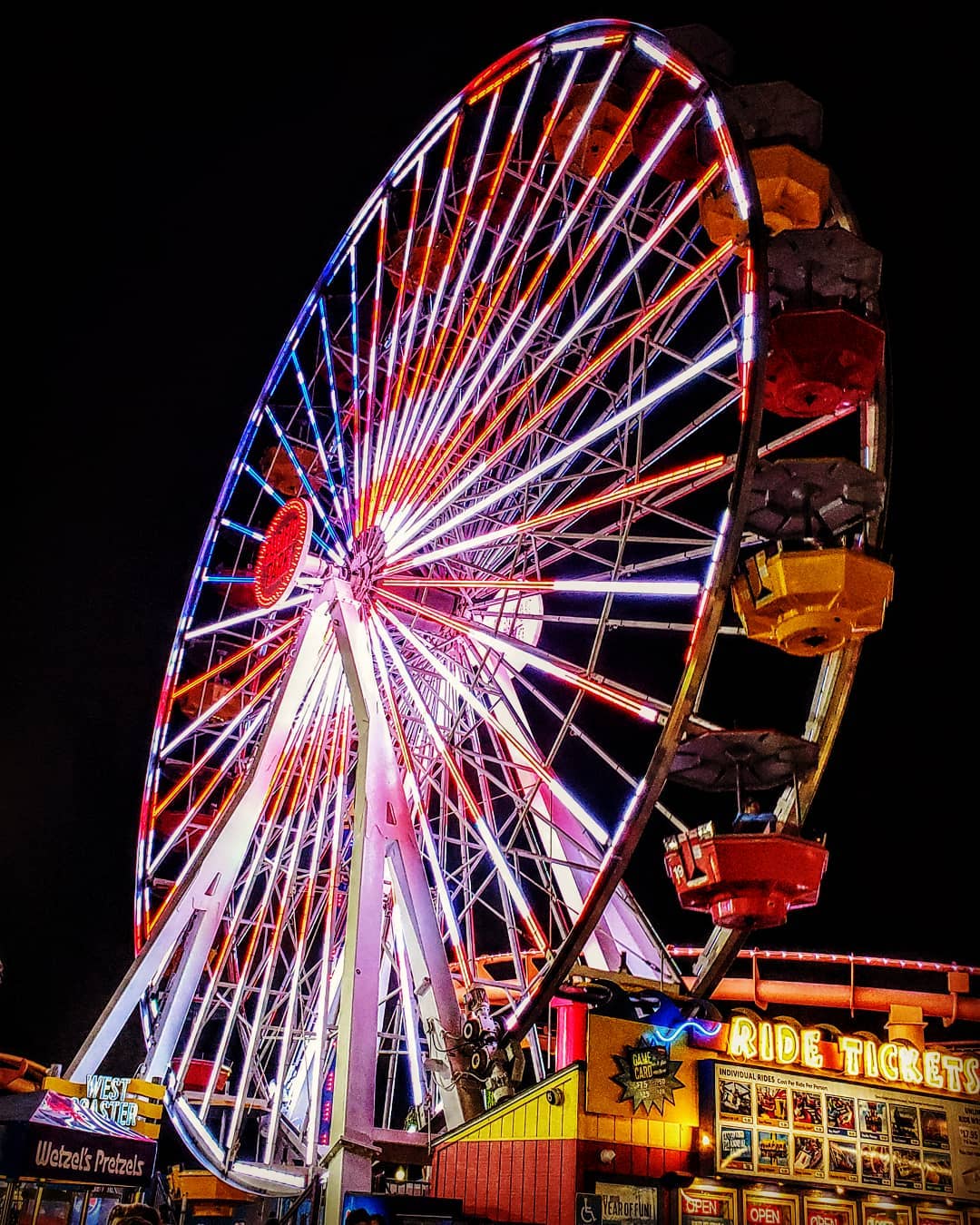 Memorial Weekend Ferris Wheel Lights at Santa Monica Pier