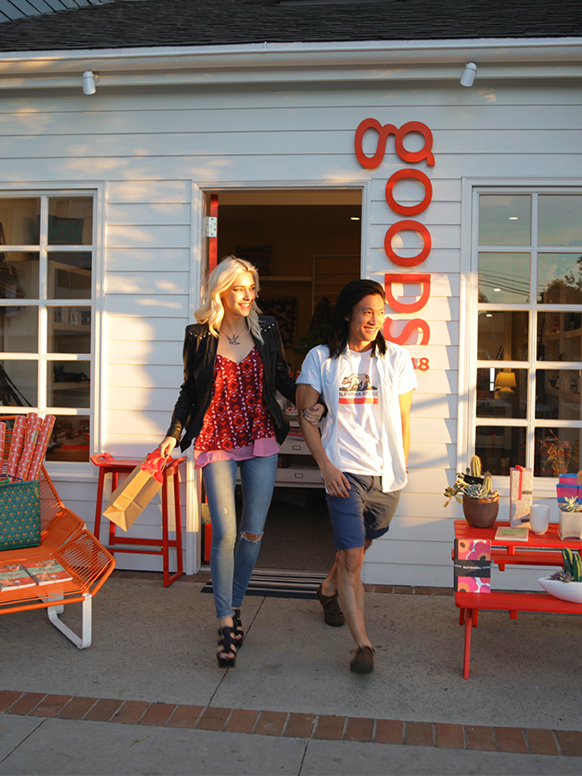 Couple shopping on Ocean Park Boulevard in Santa Monica.