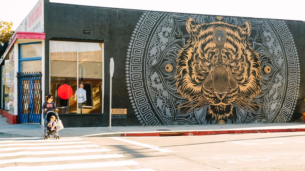 eye of the tiger mural