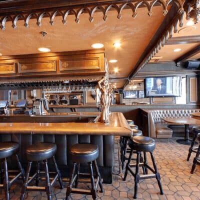 Busby's West