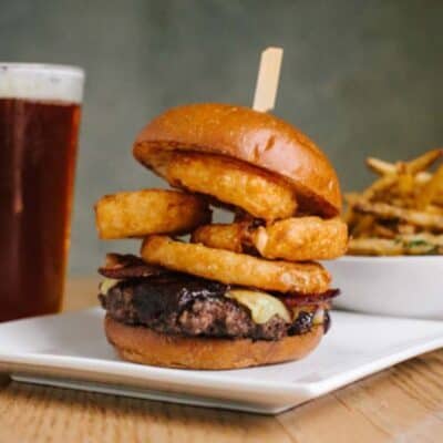 happy hour burger at pono burger in santa monica