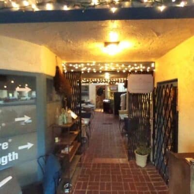 the courtyard kitchen in santa monica