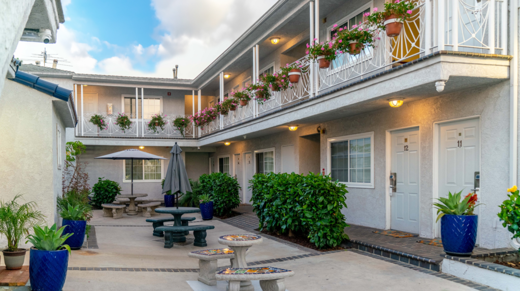 Santa Monica Hotels with Free Parking