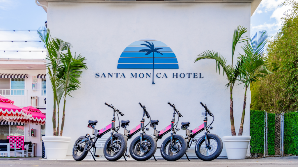 Santa Monica Hotels with Free Parking