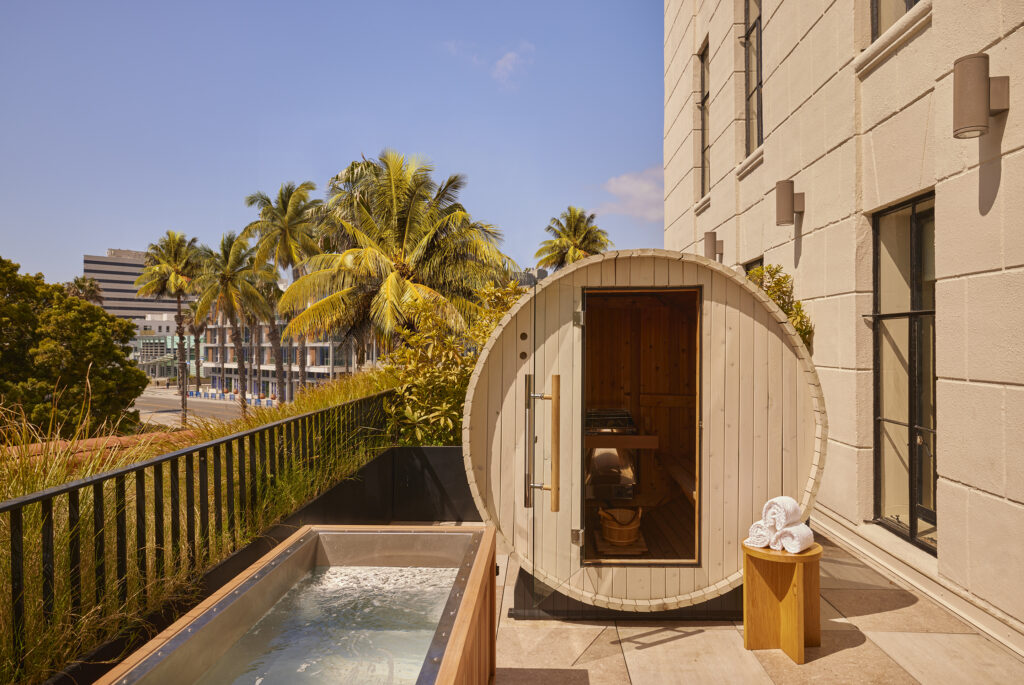 Proper_Hotel_03282025_0114_V2 副本