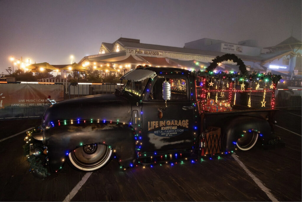 Sandy Cane Lane: Photos with Santa, Live Music & More!