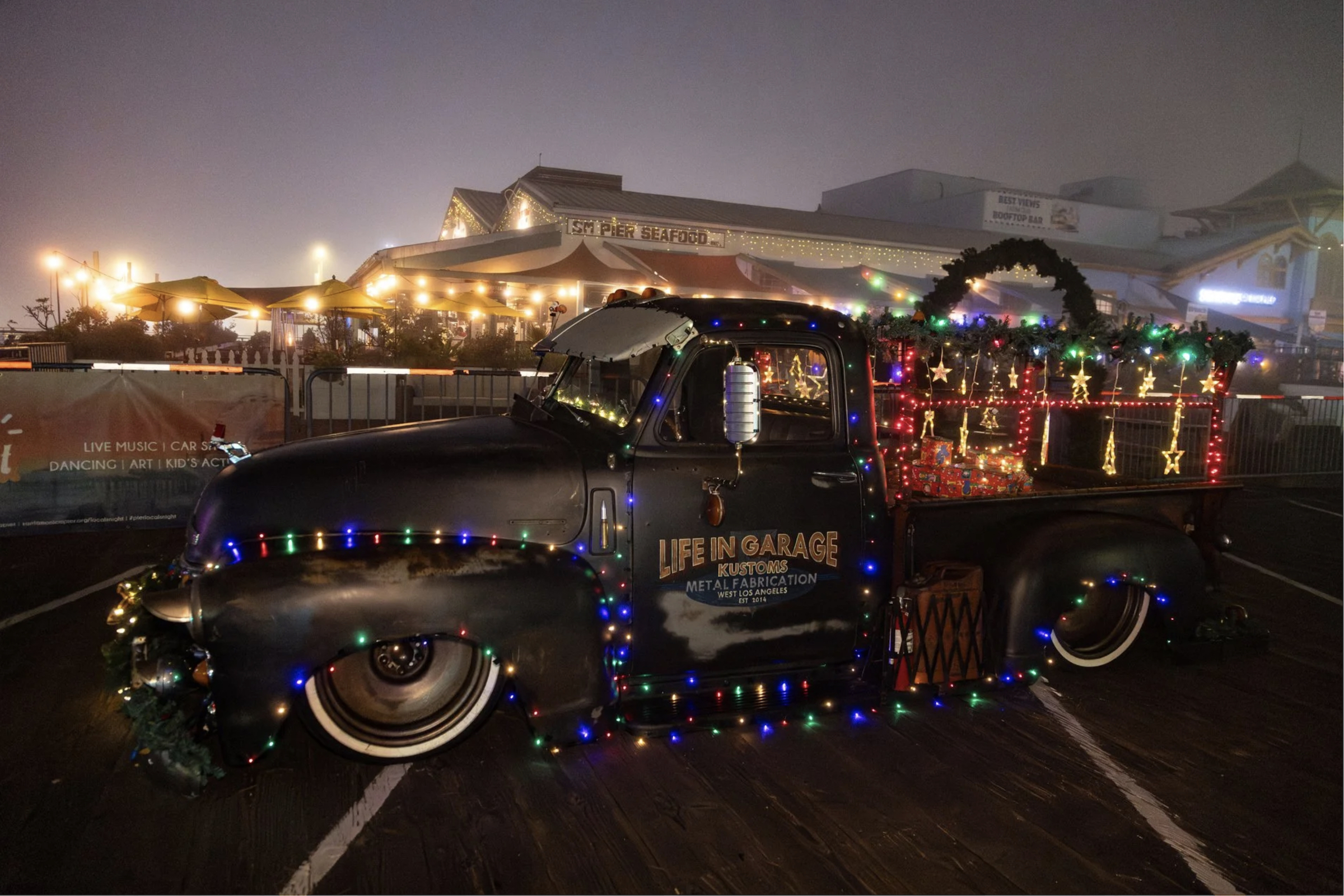 Sandy Cane Lane: Photos with Santa, Live Music & More!